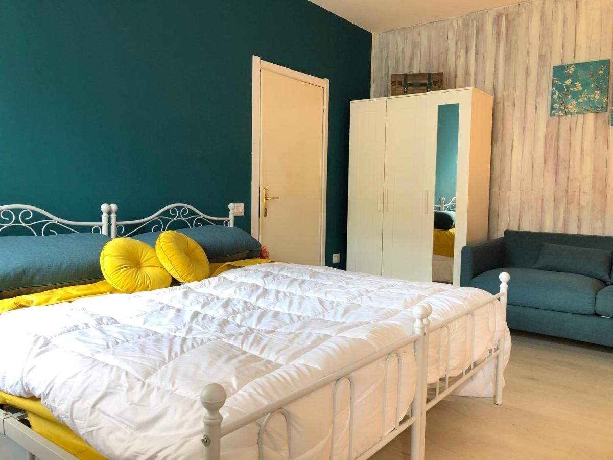 Clua Holiday House Porto Ceresio Exterior photo