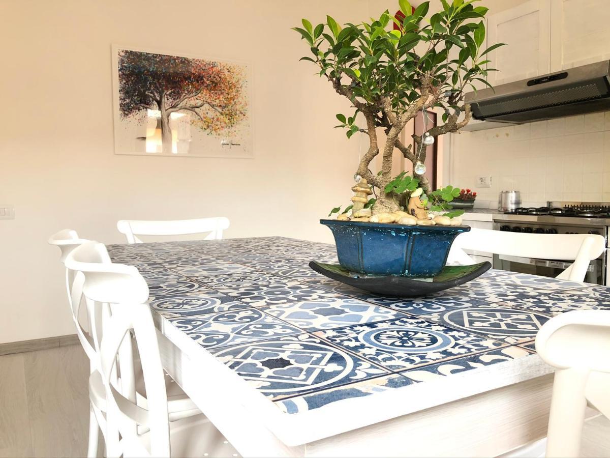 Clua Holiday House Porto Ceresio Exterior photo